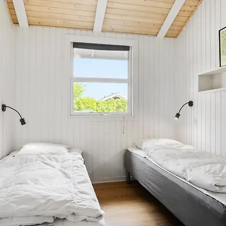 Raevebaek Sydals Denm Feriehus Mommark