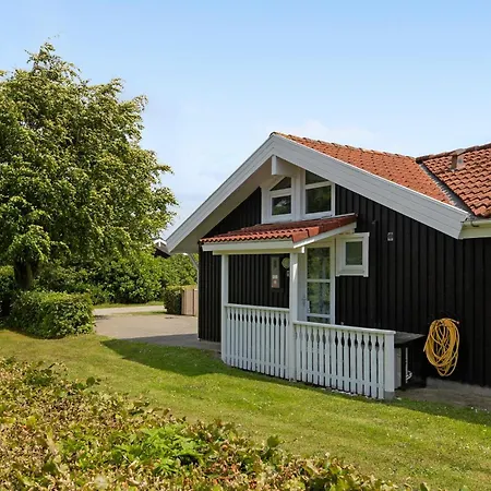 Raevebaek Sydals Denm * Mommark